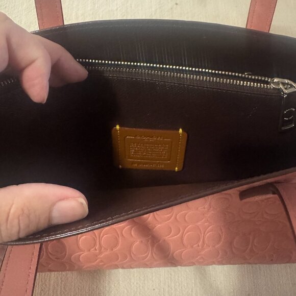 Gently used COACH Charlie Carryall 28 in Signature Leather. - Picture 3 of 3